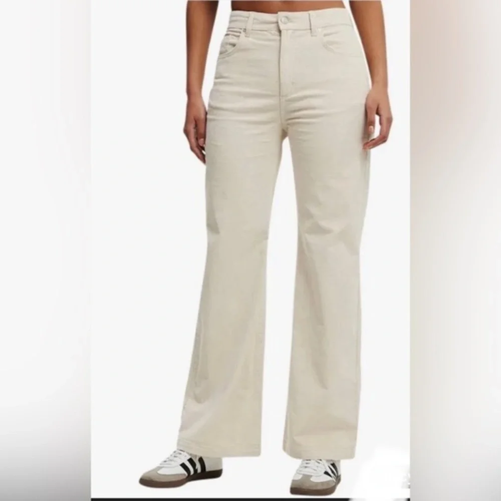 Cotton On Women's porcelain cream Cord Wide-Leg corduroy Jeans pants size 18 new